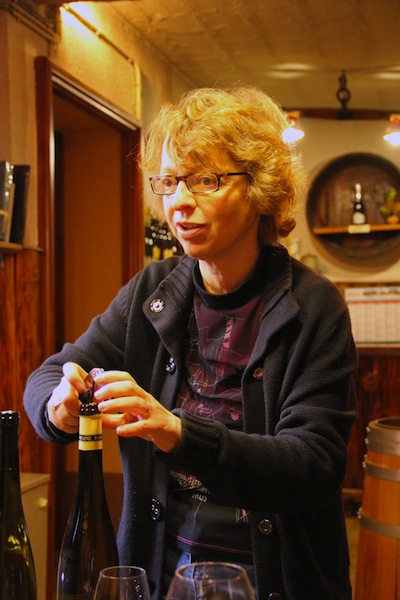 genevieve-barmes-buecher-tasting-room