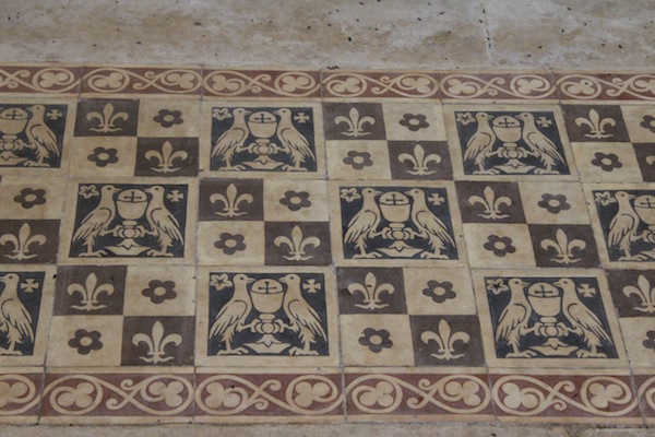 Chateau Leognan chapel floor