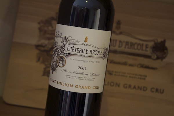 Chateau d'Arcole wine